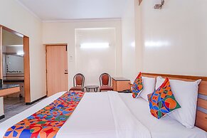 Fabhotel Ess Paradise