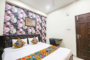 Fabhotel Galaxy Suites