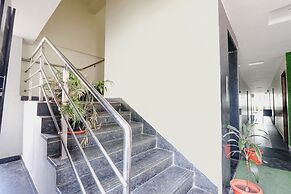 Fabhotel Galaxy Suites