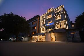 Fabhotel Globe Express