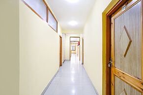 Fabhotel Grand Comforts