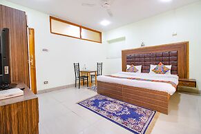 Fabhotel Grand Comforts