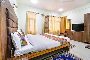 Fabhotel Grand Comforts