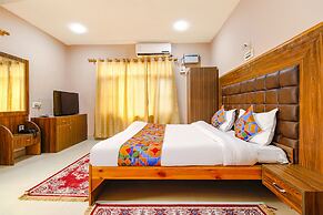 Fabhotel Grand Comforts