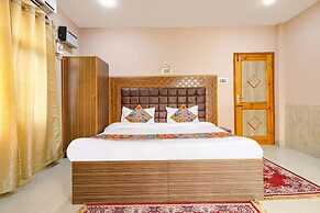 Fabhotel Grand Comforts