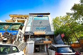 Fabhotel Grand Palazzo