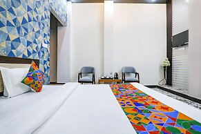 Fabhotel Jb Square Resort