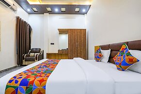 Fabhotel Jb Square Resort