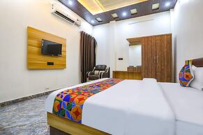 Fabhotel Jb Square Resort