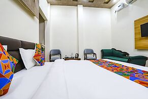 Fabhotel Jb Square Resort