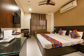 Fabhotel Kamla Regency