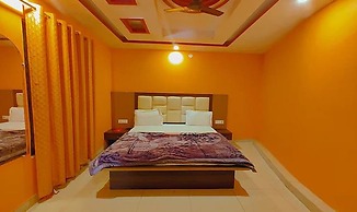 Fabhotel New Raghukul Loung