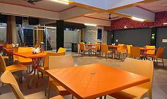 Fabhotel New Raghukul Loung