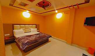 Fabhotel New Raghukul Loung