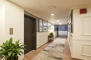 FabHotel La Serene NFC