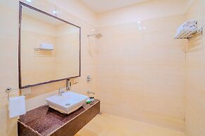 Fabhotel Polovictory Palace