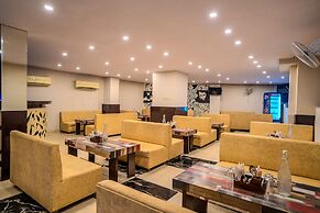 Fabhotel Polovictory Palace