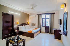 Fabhotel Polovictory Palace