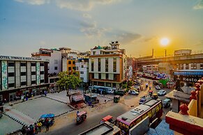 Fabhotel Polovictory Palace