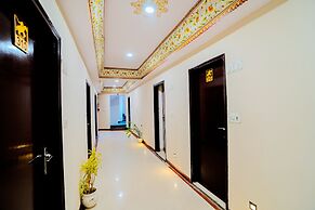 Fabhotel Polovictory Palace