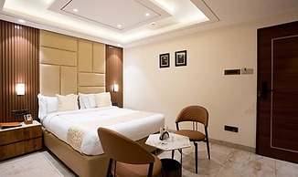 Oriva Vinflora Residency