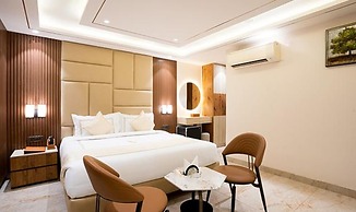 Oriva Vinflora Residency