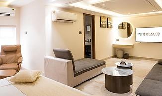 Oriva Vinflora Residency