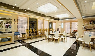 Oriva Vinflora Residency