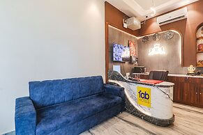 Fabhotel Raj Palace