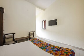 Fabhotel Rj Grand Inn