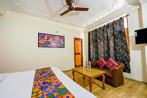 Fabhotel Saurabh Inn