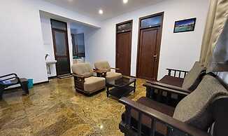 Fabhotel Sri Vari Studio Apartment