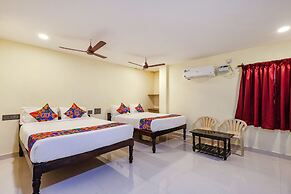 Fabhotel Sun Lux Grand Residency