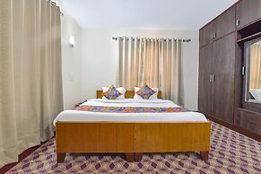 Fabhotel The Legend Residency