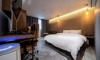 Urban Brown Hotel Chungju City Hall