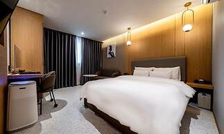 Urban Brown Hotel Chungju City Hall