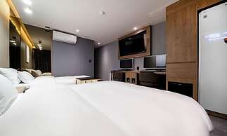 Urban Brown Hotel Chungju City Hall