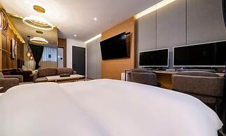 Urban Brown Hotel Chungju City Hall