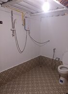 Inthawa Resort (Feuang, Laos)