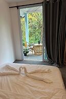 Inthawa Resort (Feuang, Laos)