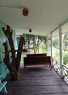 Inthawa Resort (Feuang, Laos)