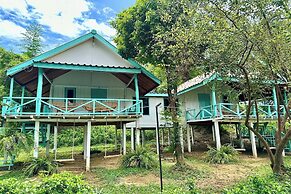 Inthawa Resort (Feuang, Laos)