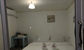 Inthawa Resort (Feuang, Laos)