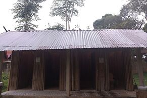 Inthawa Resort (Feuang, Laos)