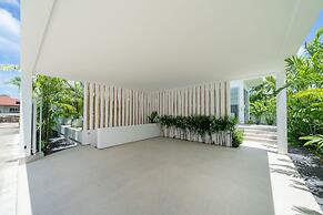 Modern Open Design 4BR Pool Villa Mina