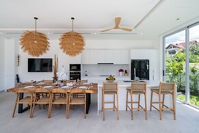 Modern Open Design 4BR Pool Villa Mina