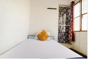 Hotel Radiant Azamgarh