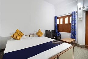 Hotel Radiant Azamgarh