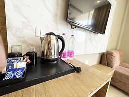 TBS Sea View - Full AC- Pool & Breakfast