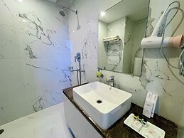 TBS Sea View - Full AC- Pool & Breakfast